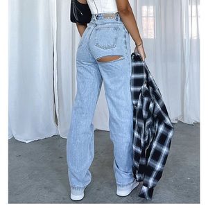 Brand NWT On Replay Jeans in “ice blue”